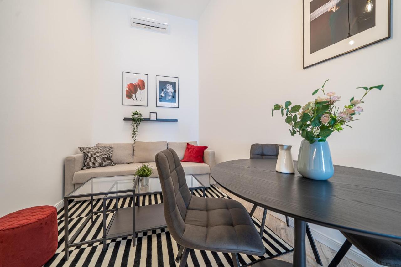K33- Boutique Apartments, Best Location, By Bqa ブダペスト エクステリア 写真